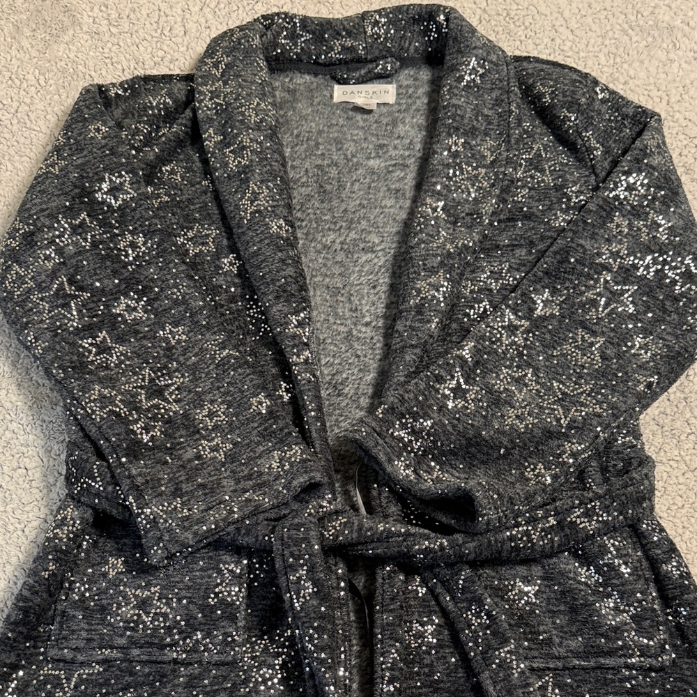 Danskin Girls Gray Starry Robe - Picture 3 of 3